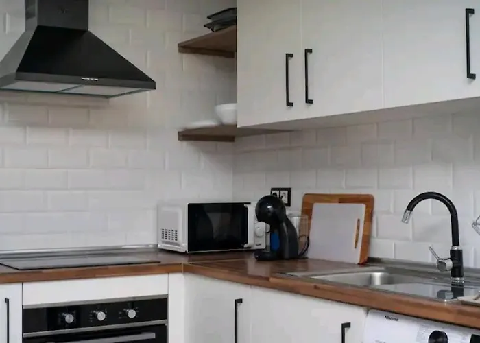 Stylish & Spacious Fully Equipped Studio-4 Minutes Walk To Albufereta * Alicante